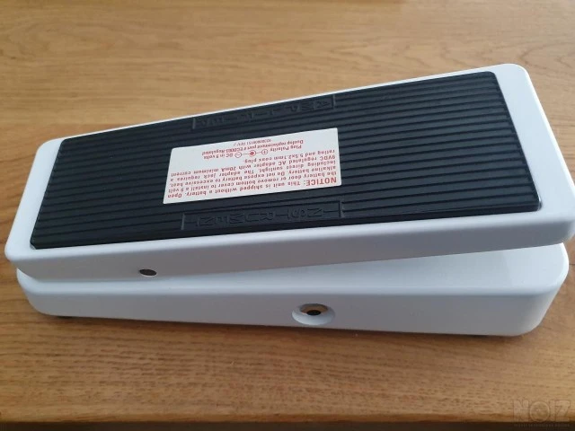 Dunlop cry baby bass Q wah