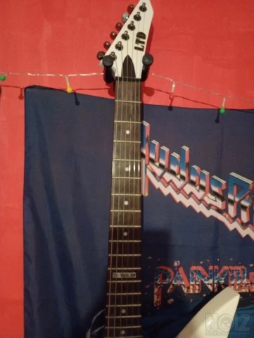 ESP LTD Outlaw