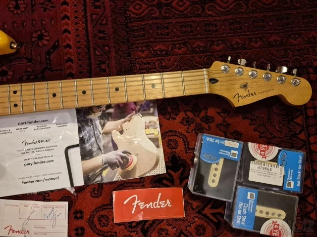 FENDER STRAT PLAYER PLUS ANNIVERSARY