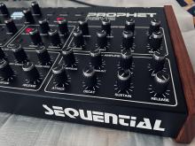 Prophet Rev2 desktop 16 voice