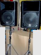 SET ELECTRO VOICE