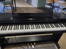 Clavinova CLP- 560