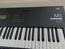 Korg M1