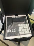 Native Instruments mk3 maschine