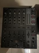 Behringer djx750