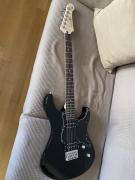 κιθάρα Yamaha σχεδόν καινούργια