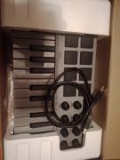 Akai  mpk midi mini grey