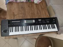 Korg TR 61
