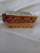 FENDER VINTAGE FENDER STRATOKASTER ΚΑΒΑΛΑΡΗΣ ΚΑΙ ΧΡΥΣΑ ΚΑΠΑΚΙΑ ΓΙΑ ΜΑΓ