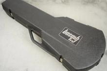 Gibson Les Paul (Hard case chainsaw)