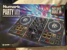 DJ controller NUMARK party mix