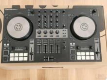 Traktor Kontrol S3 Dj Controller