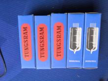 4Χ  ecc82 / 12au7 Tungsram NOS καινούργιες στο κουτί τους.