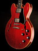 Zητείται Gibson ES 335