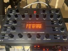 Low frequency expander