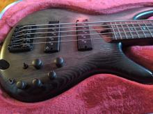 Πωλείται Ibanez sr605e