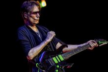 Steve Vai Ibanez UV7 BK