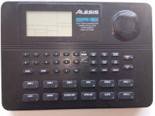 Alesis sr 16