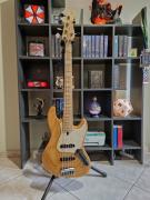 Sire Marcus Miller v7, 2nd gen, swamp ash, 5 string