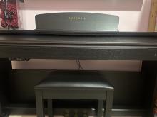 Πωλείται ηλεκτρικό πιανο