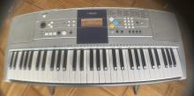 YAMAHA PSR-E323  Keyboard  61 Key Portable