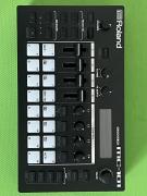 Roland MC 101