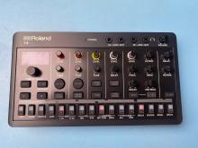 Roland t8
