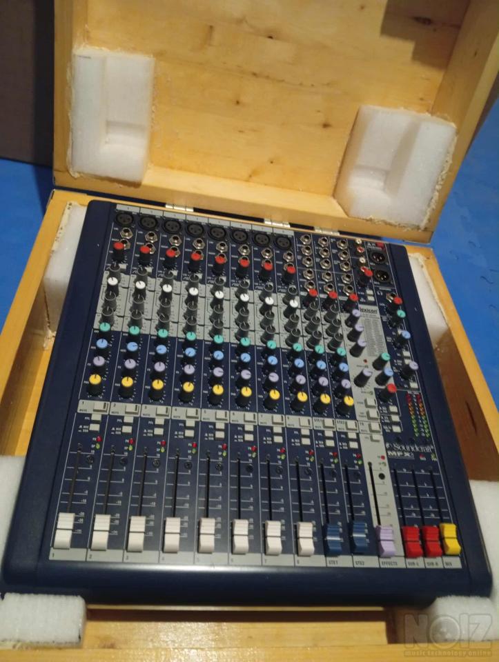 Soundcraft　MFXi8/2 Soundcraft MFXi 8 | Sweetwater