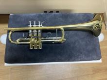 Πωλείται Τρομπέτα Yamaha YTR-8445