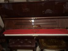 ΠΩΛΕΙΤΑΙ ΠΙΑΝΟ PETROF 90s