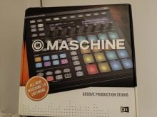 Native Instruments Maschine MKII