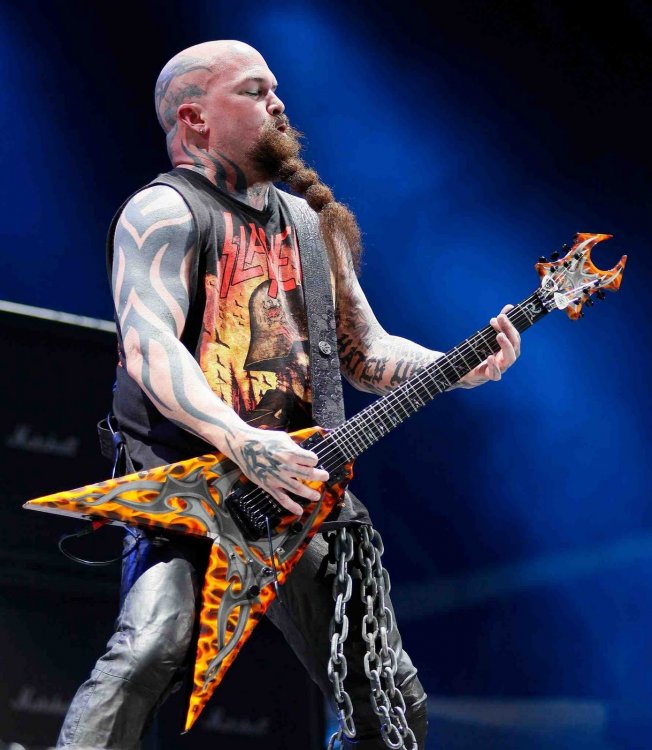 Horns_Up_Rocks_Big_Four_Slayer_Kerry_King.thumb.jpg.5b82bb3c2c7bb548d9a8f81820de823e.jpg