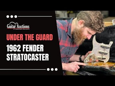 Περισσότερες πληροφορίες για "Under the Guard | 1962 Fender Stratocaster | The Guitar Auction June 2024"